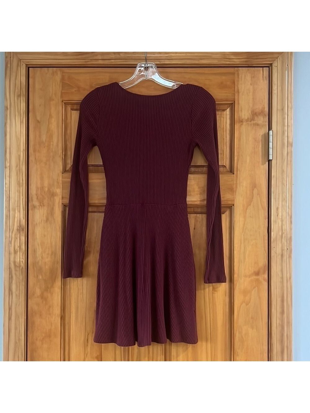 Hollister Cranberry Red Ribbed Long Sleeve Dress - Picture 4 of 4